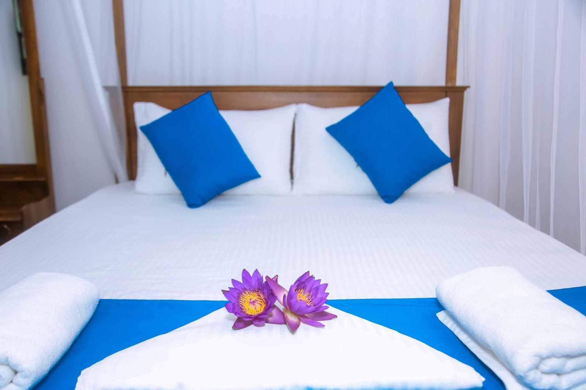 Blue Sky Hotel มิริสซา ภายนอก รูปภาพ
